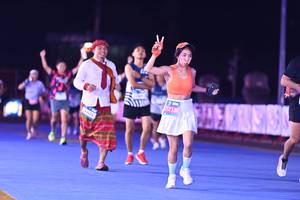 BIB: 
                            <button type="button" onclick="openModal(24211782)" class="btn btn-primary btn-sm float-right btn-popup" data-toggle="modal" data-target=".modal-high-quality">
                        <i class="fas fa-shopping-cart"></i> Add to Cart
                    </button>
                                            <button type="button" onclick="isThisMe(24211782, true)" class="btn btn-success btn-sm float-right btn-popup btn-isme hidden" data-toggle="tooltip" data-placement="bottom" title="นี่คือรูปของคุณใช่ไหม คลิกที่นี่เพื่อเอาเข้าอัลบั้ม">
                        <i class="fas fa-plus"></i> Add to album
                    </button>
                    <button type="button" onclick="isThisMe(24211782, false)" class="btn btn-warning btn-sm float-right btn-popup btn-isnotme hidden">
                        <i class="fas fa-ban"></i> Remove from album
                    </button>